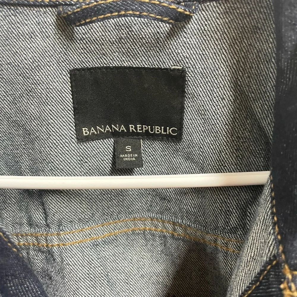 Banana Republic Jean jacket - size small - Picture 2 of 3